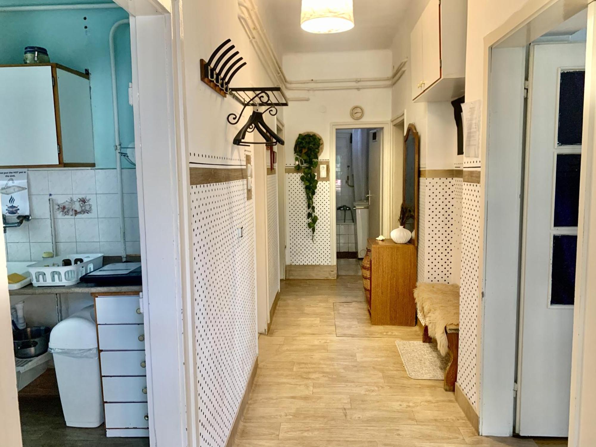 Grany'S Retro Guesthouse Near Budapest Airport 베체스 외부 사진